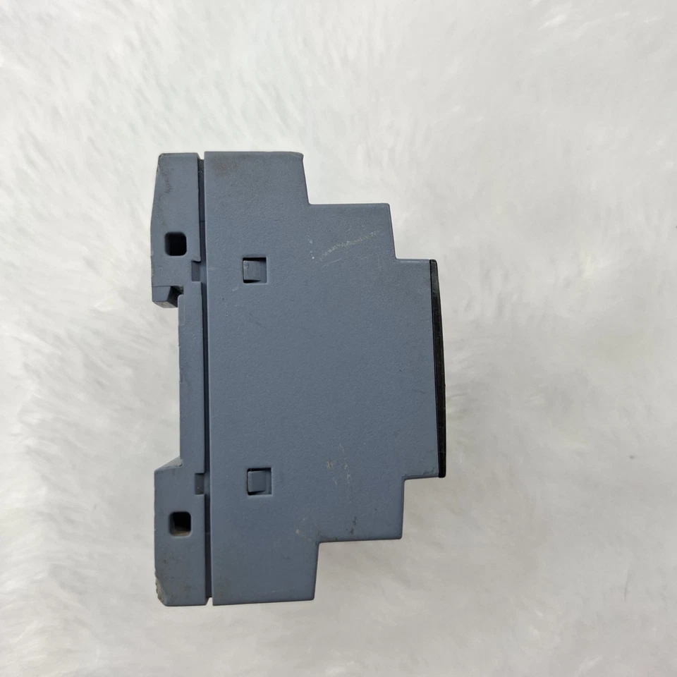 USED WORKING SIEMENS 6ED1052-1MD08-0BA0 12/24RCE 24VDC LOGO PLC 6ES10521MD080BA0